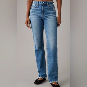 NWT AE Super High Waisted Strectch Straight Jeans